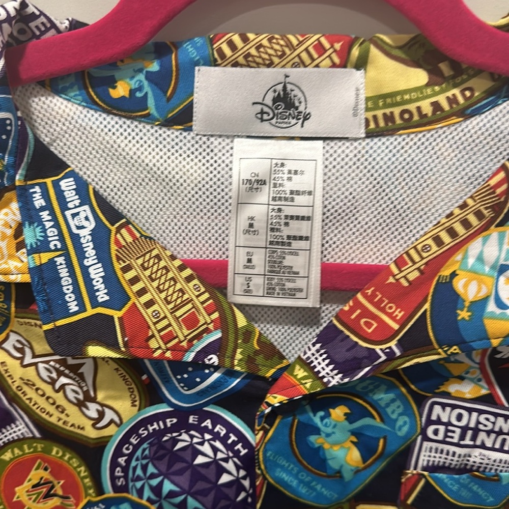 Disney Parks Button Up Shirt Sz S - Picture 2 of 4